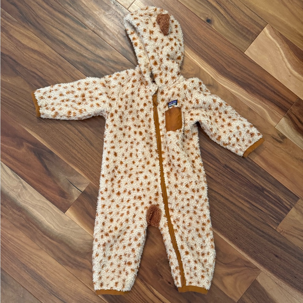 Kids Patagonia zip up size 12-18month